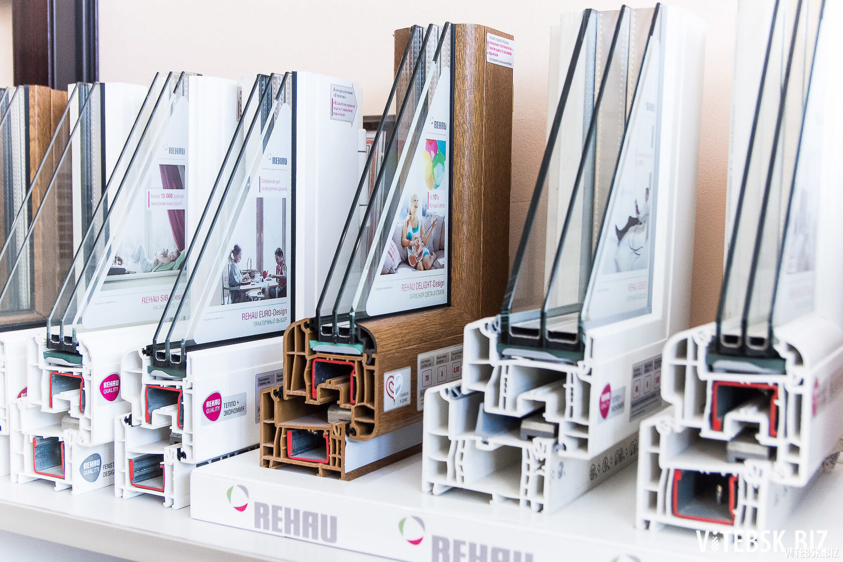 Достоинства окон Rehau